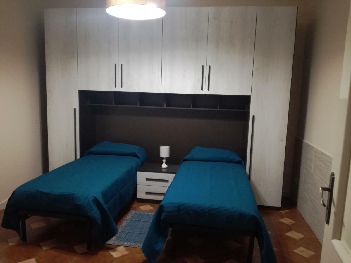 Casa Vacanza Petrulli Zafferana Etnea Exterior foto